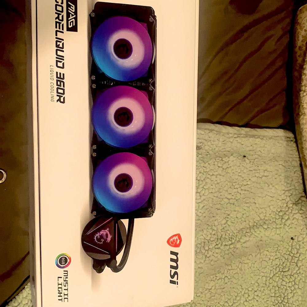 MSI MAG Liquid Cooler 360mm Radiator 3 RGB fans